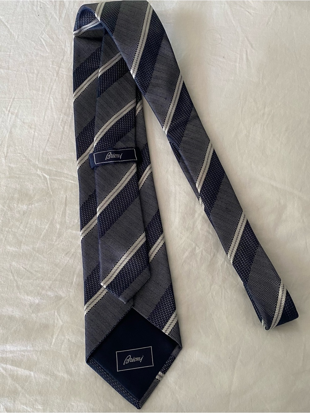 Brioni Necktie 100% Silk Luxury Made In Italy Repp Stripe Herringbone Blue 3.5”